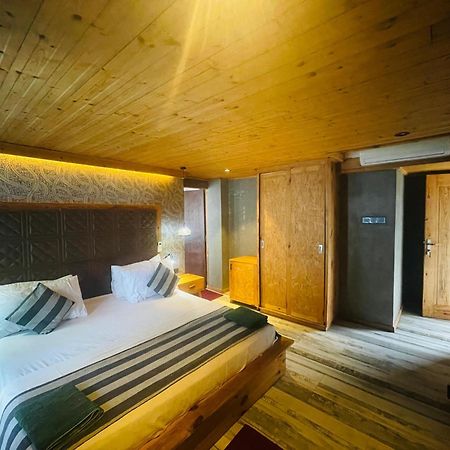 Suncoast Beach Hotel ميريسا المظهر الخارجي الصورة