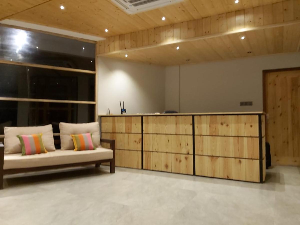 Suncoast Beach Hotel ميريسا المظهر الخارجي الصورة