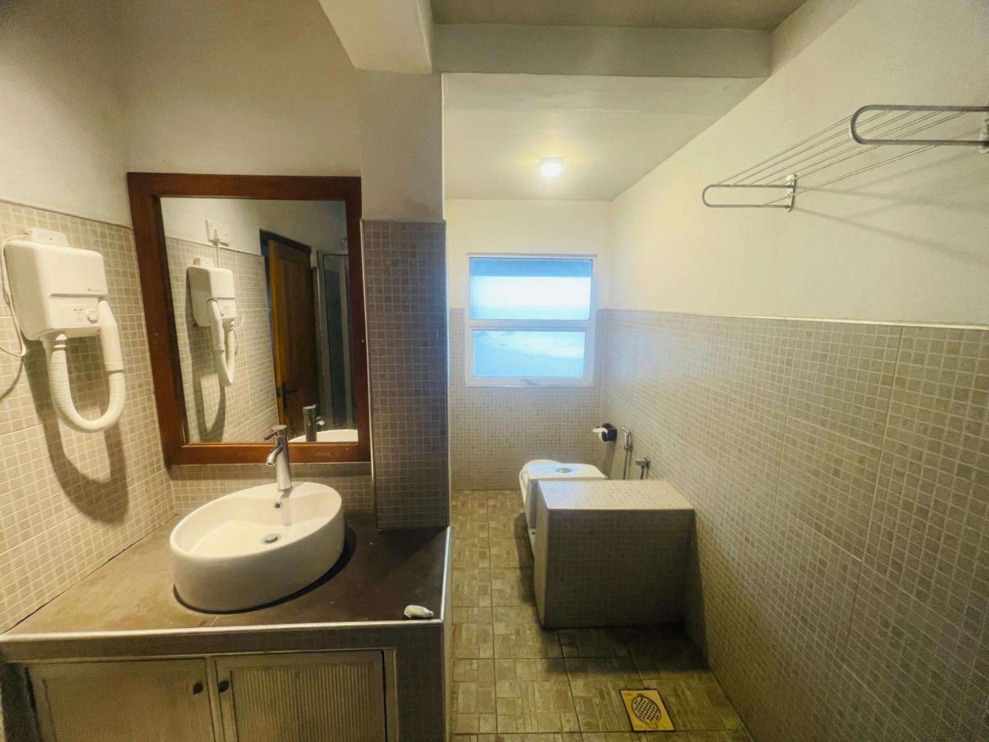 Suncoast Beach Hotel ميريسا المظهر الخارجي الصورة