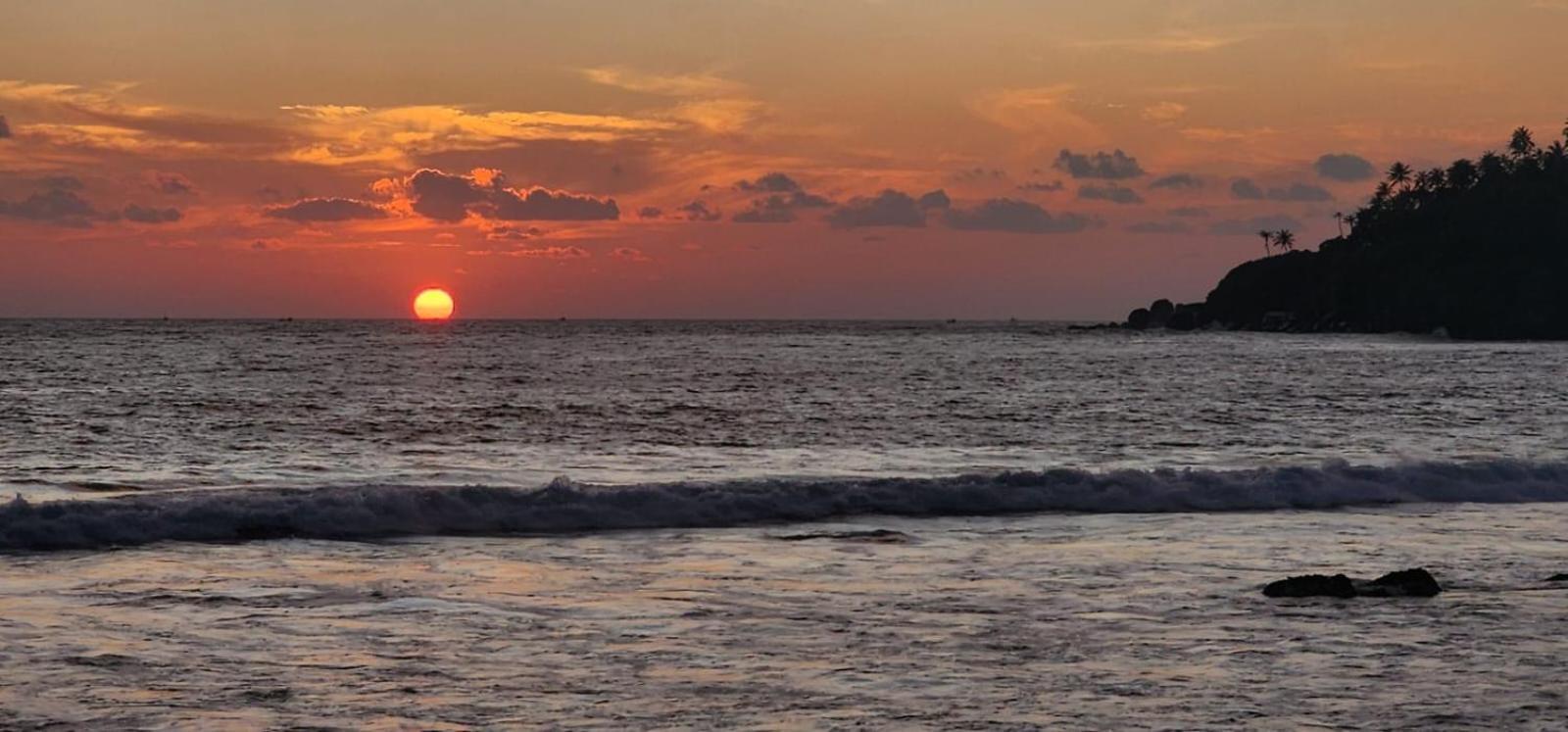 Suncoast Beach Hotel ميريسا المظهر الخارجي الصورة