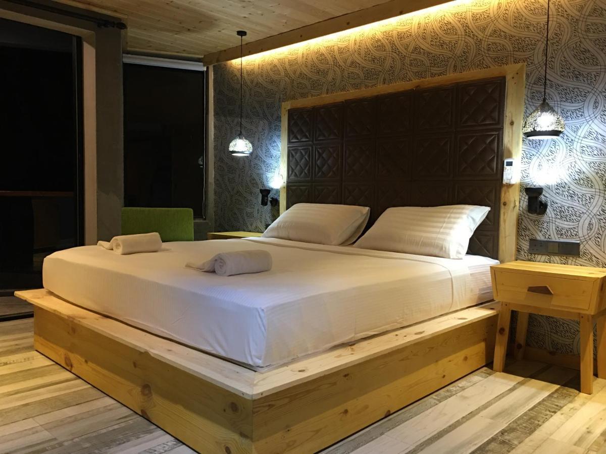 Suncoast Beach Hotel ميريسا المظهر الخارجي الصورة